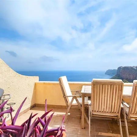 Apartamento Gecko En Cumbre Del Sol Con Magnificas Vistas Al Mar Y Acantilados *