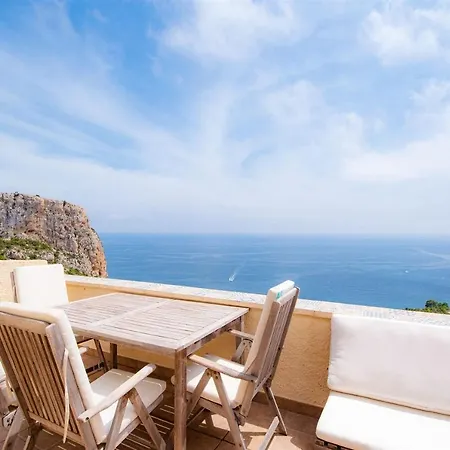 Apartamento Gecko En Cumbre Del Sol Con Magnificas Vistas Al Mar Y Acantilados Apartment *